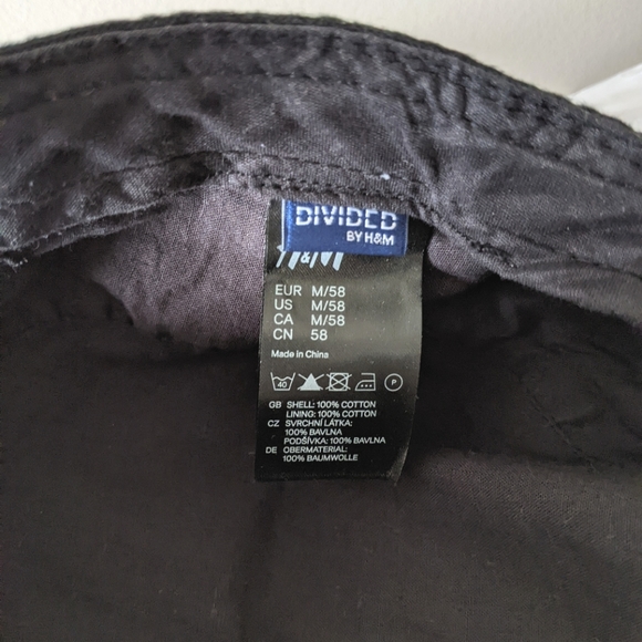 3/$15 H&M Black Paperboy light fabric cap - Picture 6 of 7